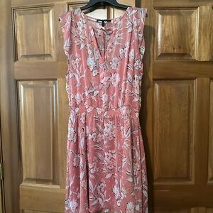 White House Black Market Pink V-Neck Flutter Sleeve Midi Dress
